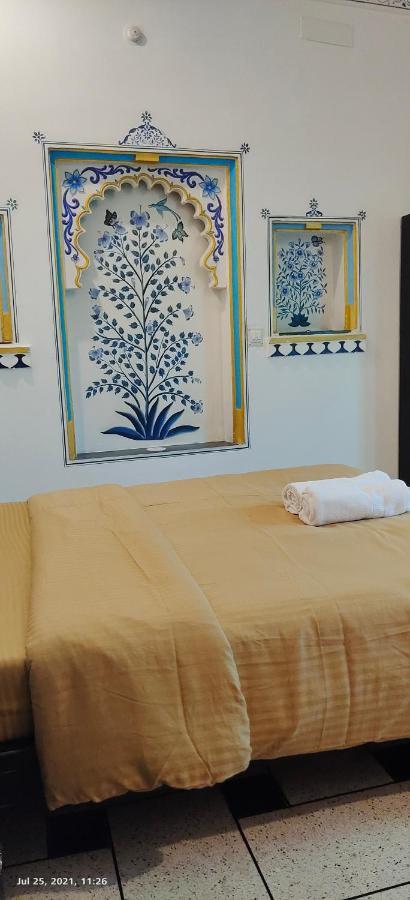 The Rustic Monk Hostel Udaipur Exterior photo