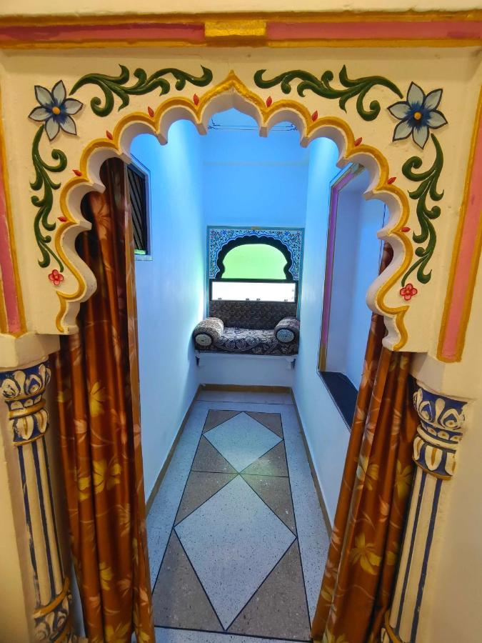The Rustic Monk Hostel Udaipur Exterior photo