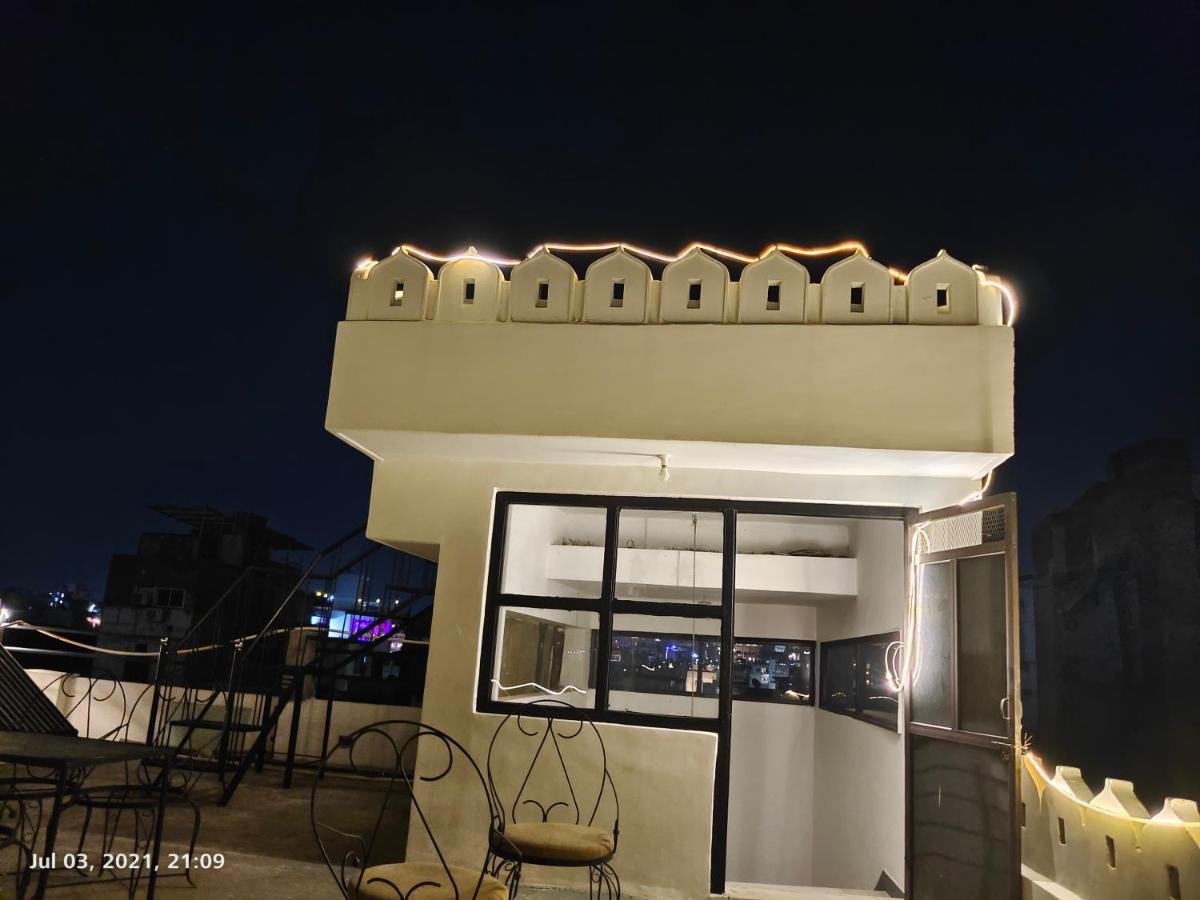The Rustic Monk Hostel Udaipur Exterior photo
